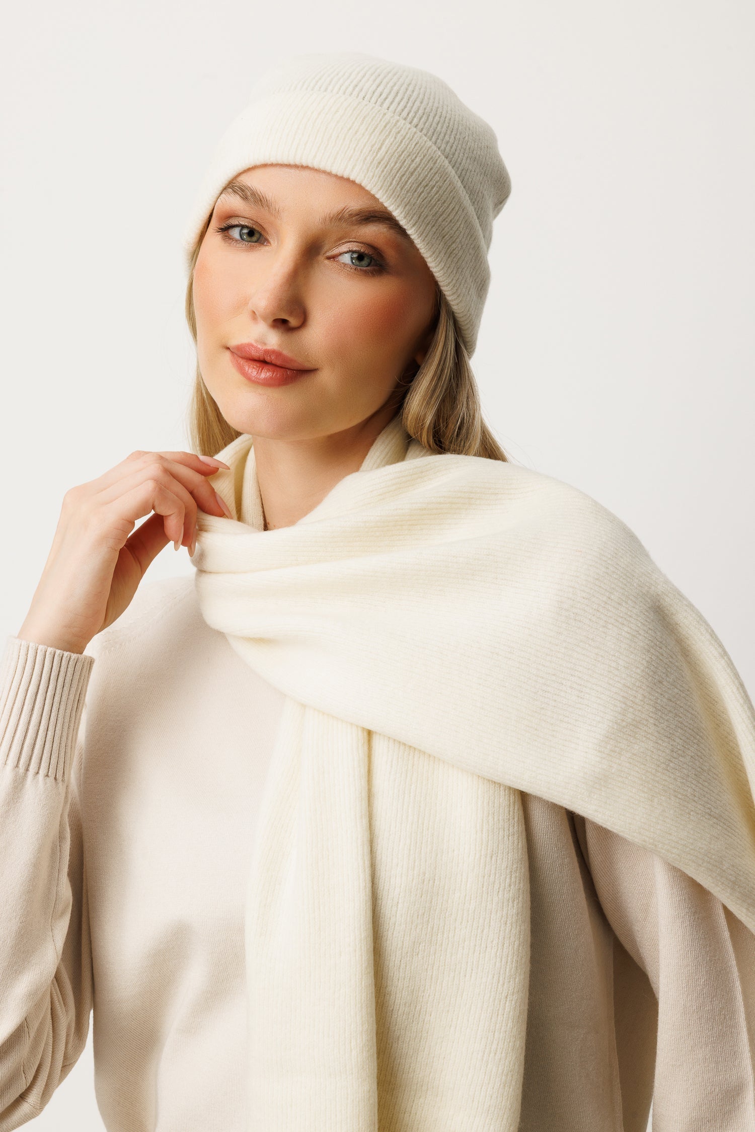 ARTEMIS BEANIE & SCARF WOOL SET ECRU-ECRU