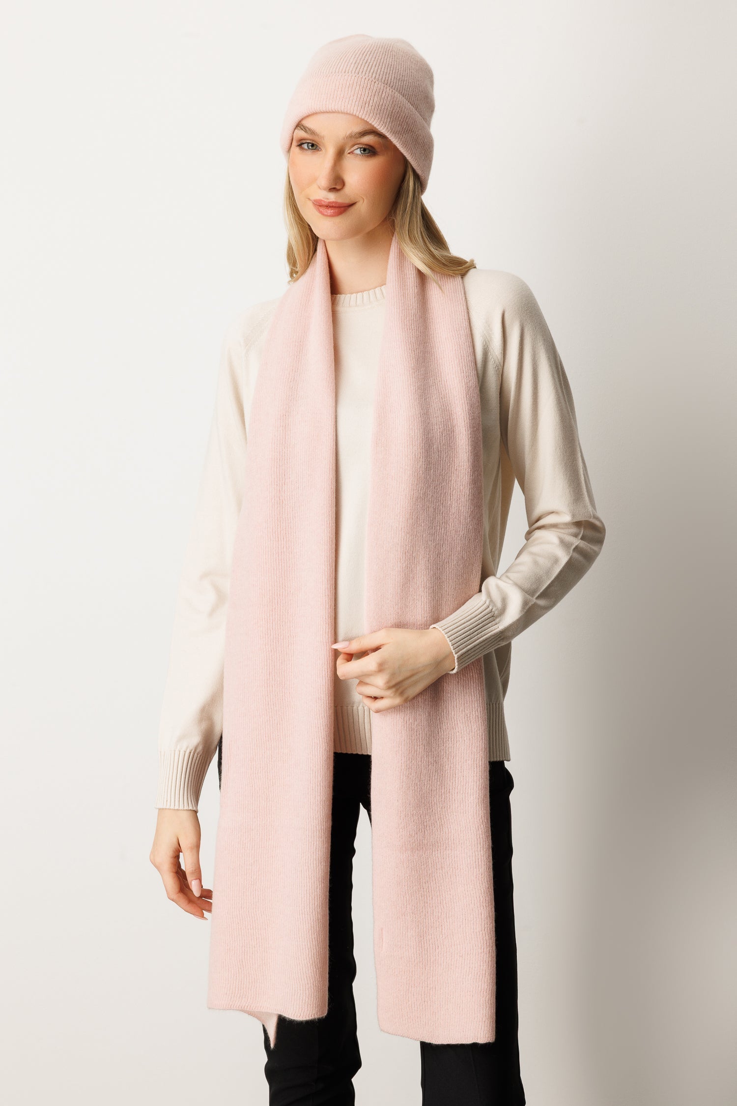 DIANA BEANIE & SCARF CASHMERE SET PINK