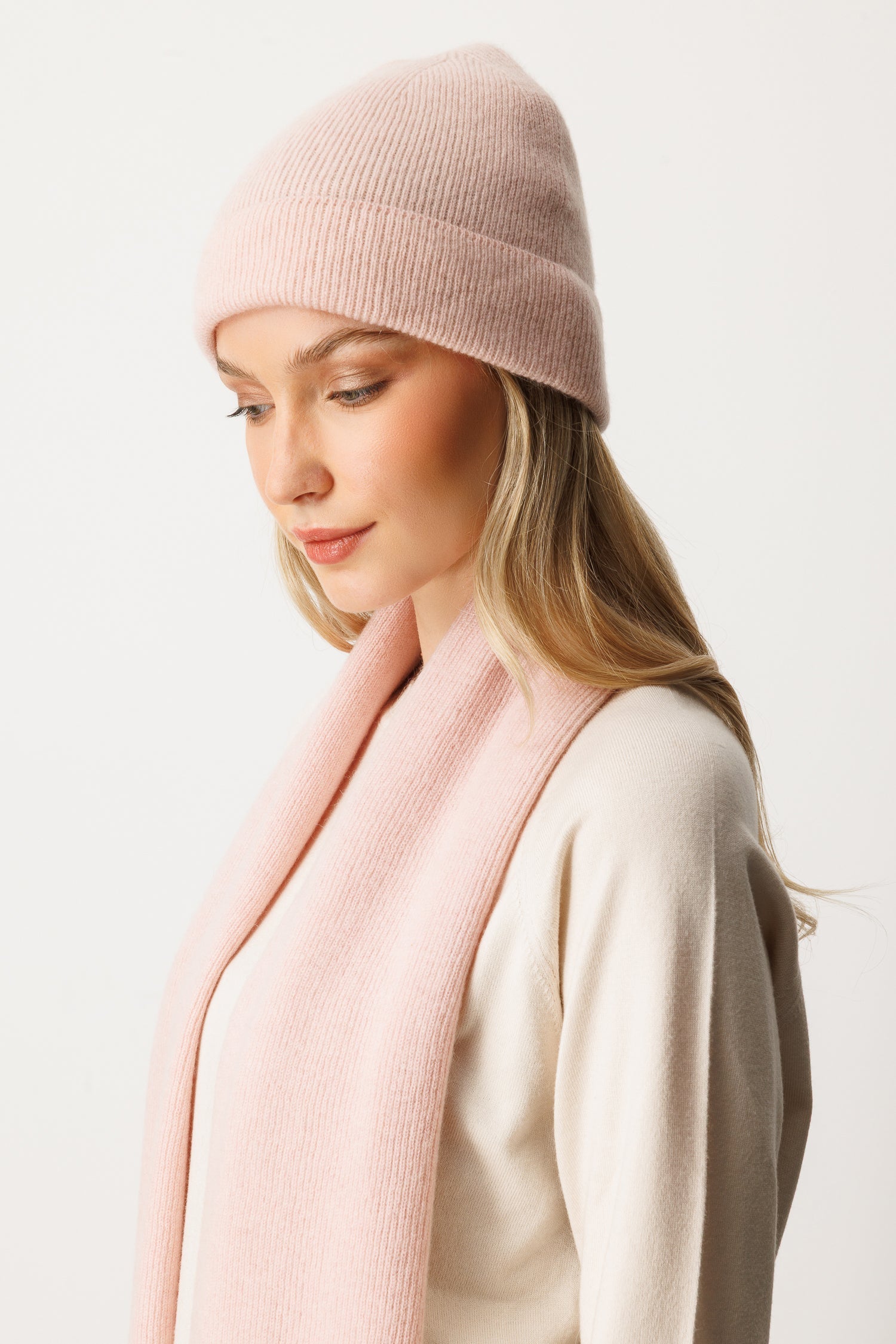 DIANA BEANIE & SCARF CASHMERE SET PINK