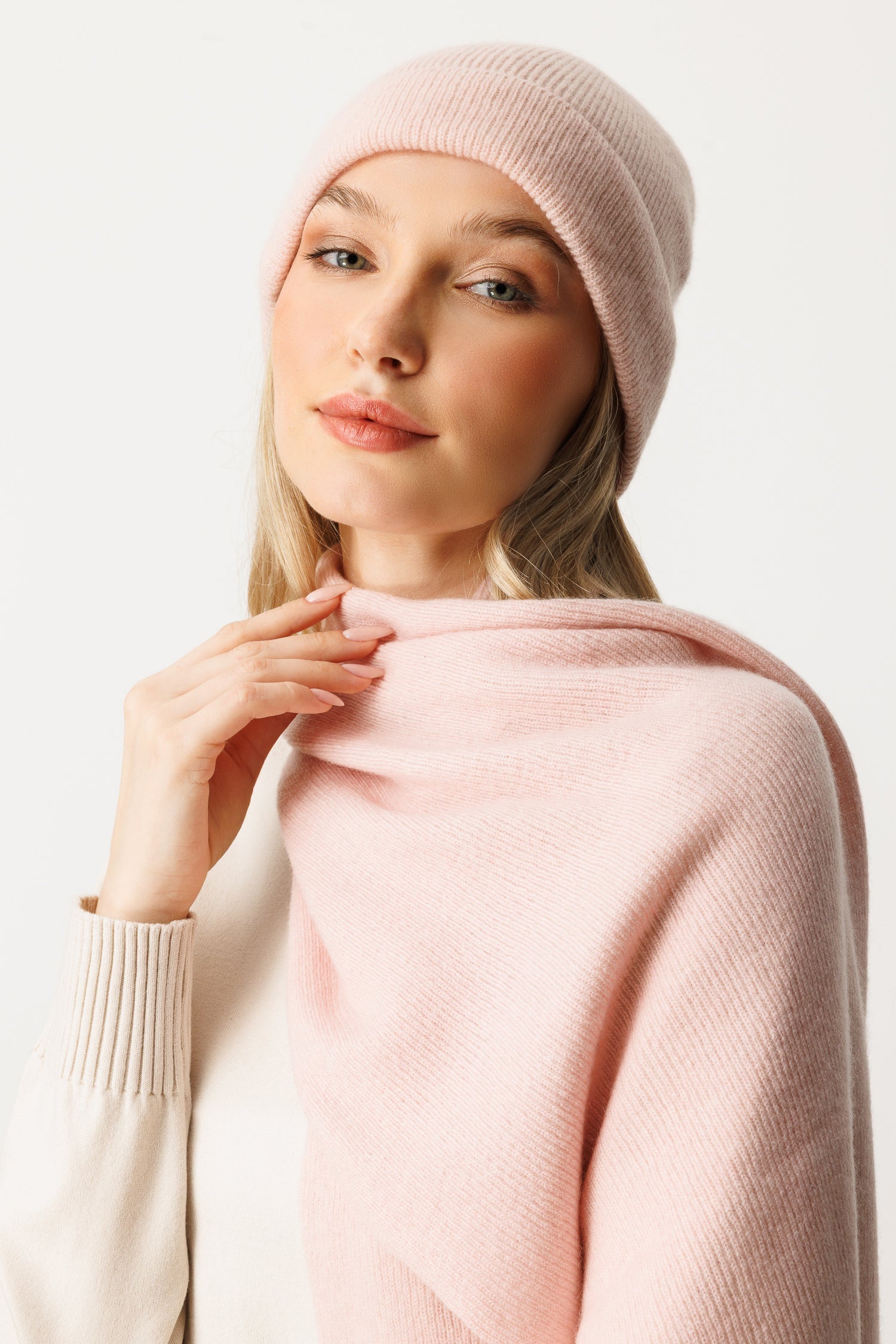 DIANA BEANIE & SCARF CASHMERE SET PINK