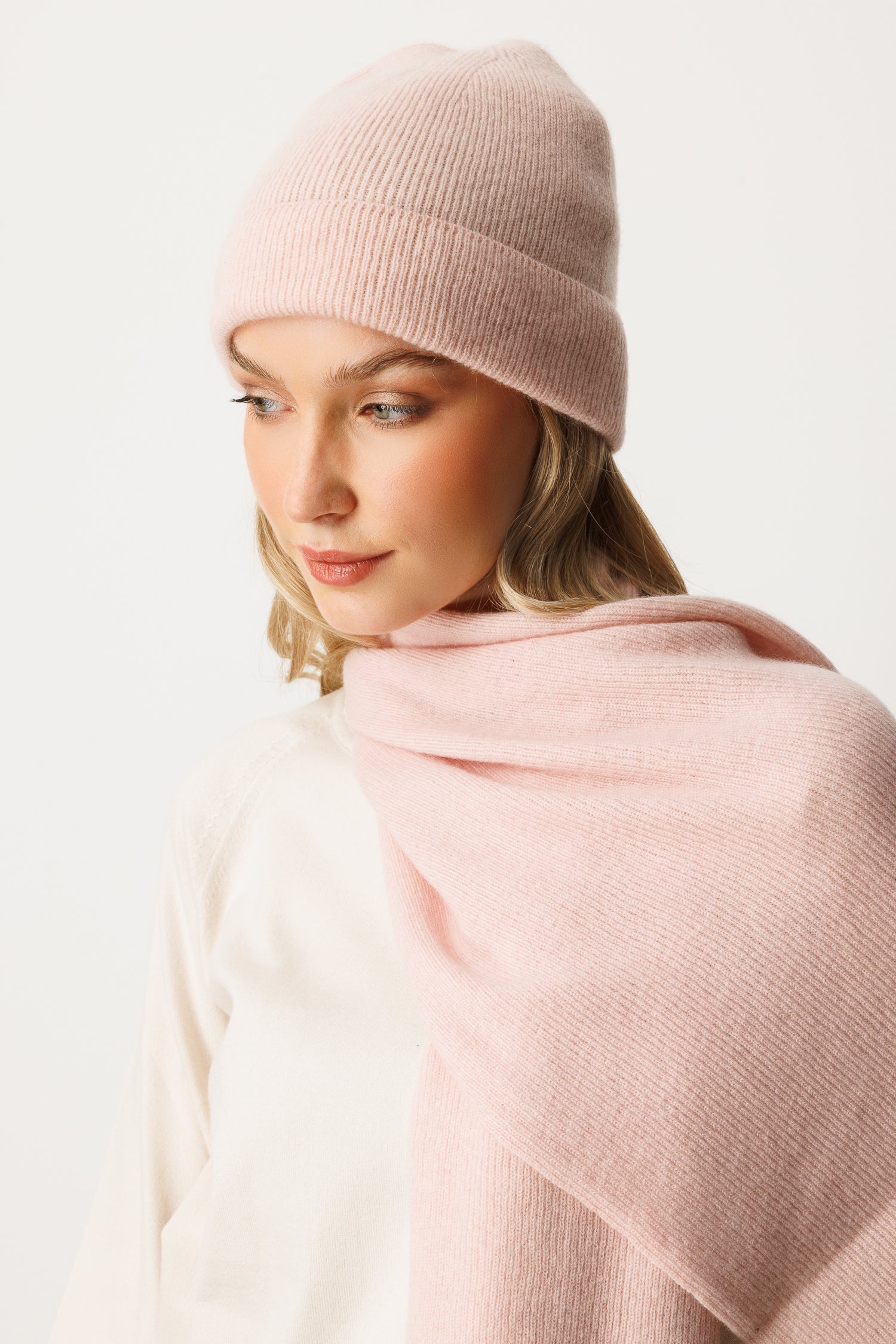 DIANA BEANIE & SCARF CASHMERE SET PINK