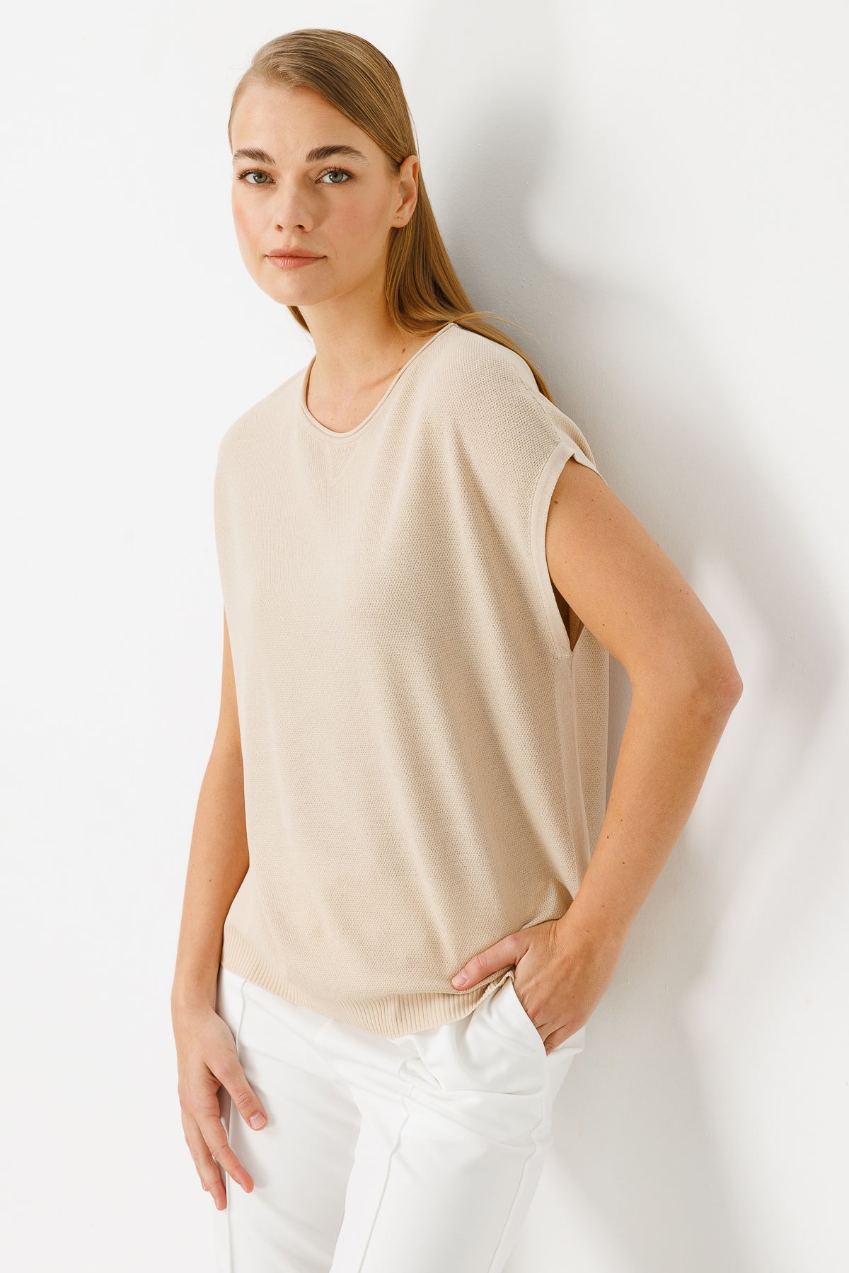 BASIC DIAMOND BLOUSE BEIGE
