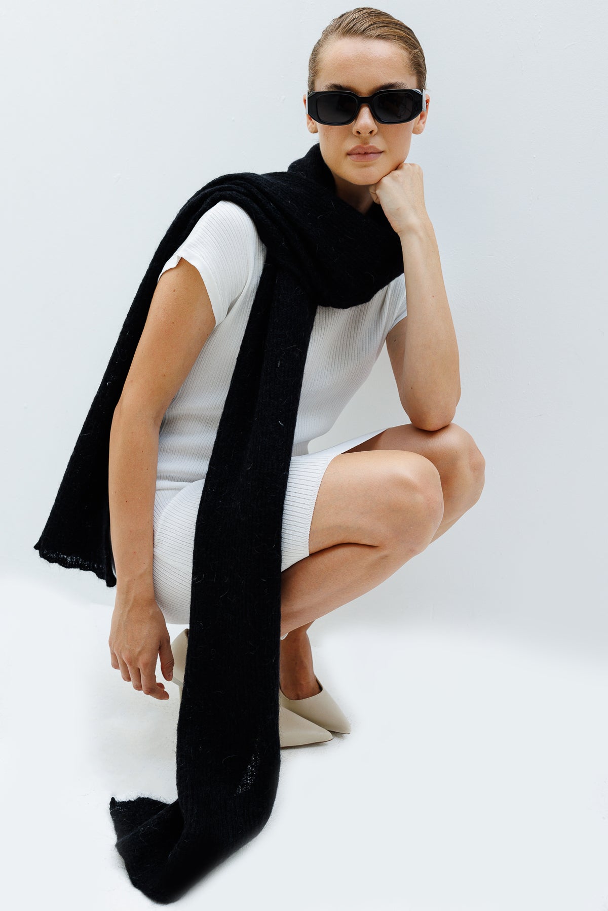 HATTUSA SCARF BLACK-BASIC KNIT