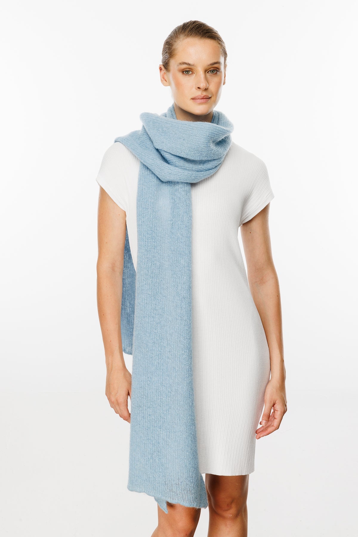HATTUSA SCARF BLUE-BASIC KNIT