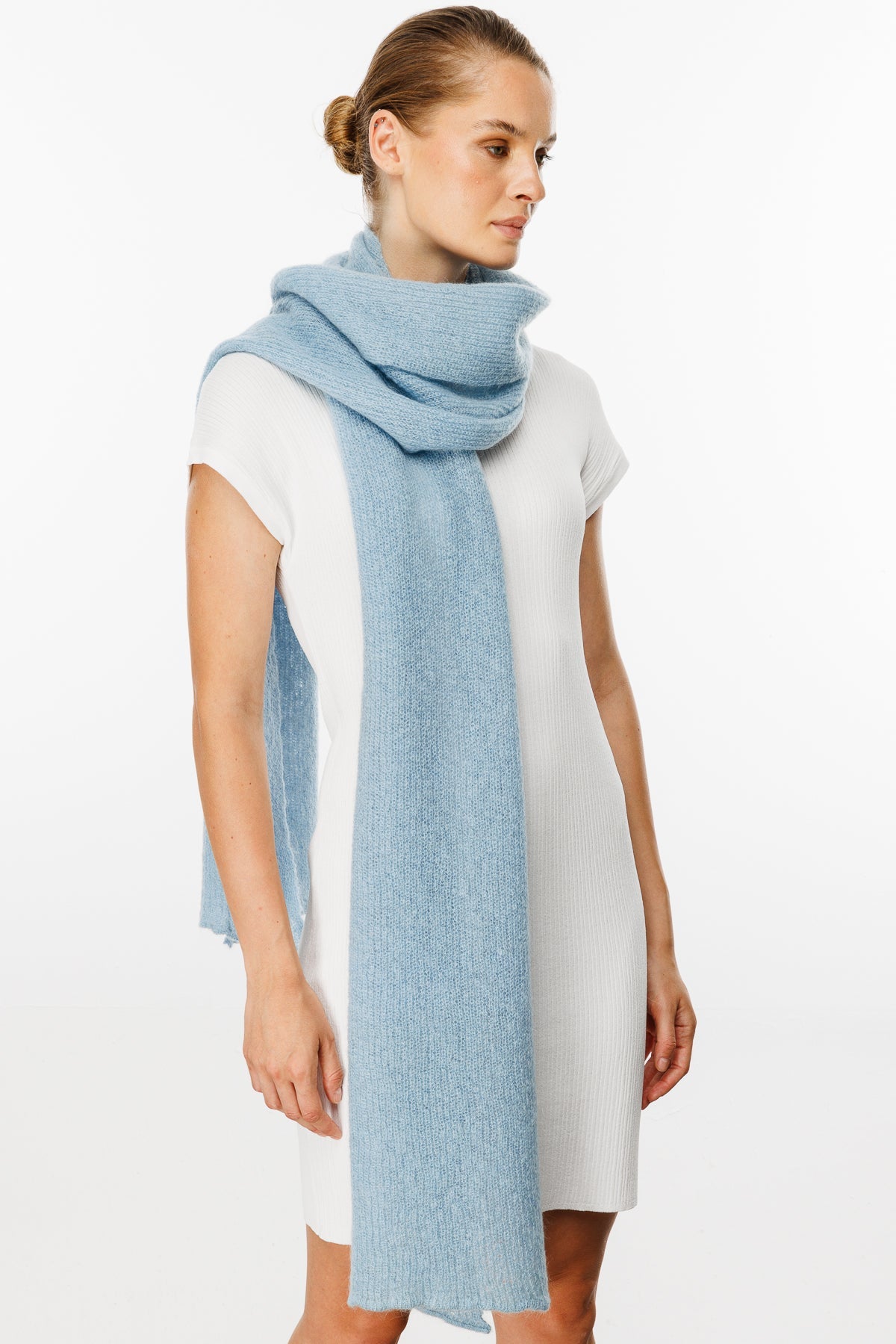 HATTUSA SCARF BLUE-BASIC KNIT