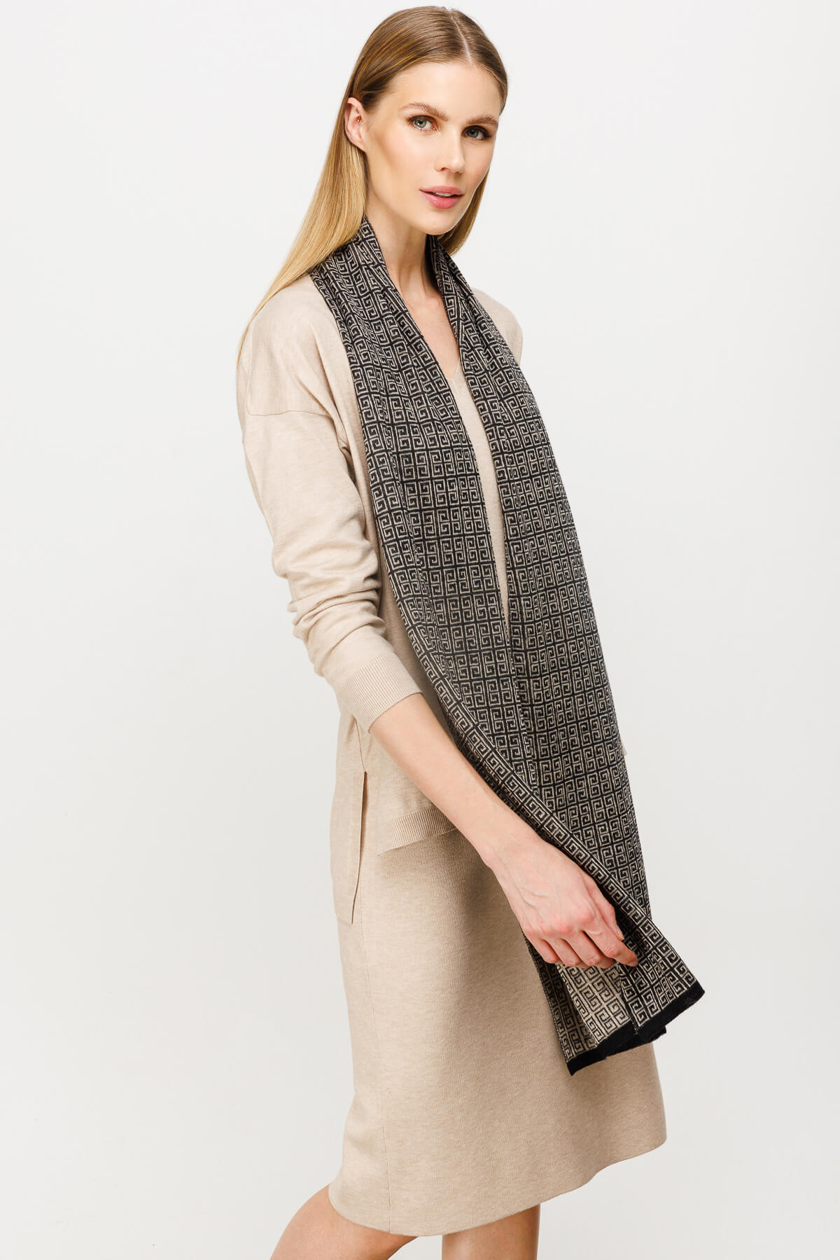 ATHENA SCARF
