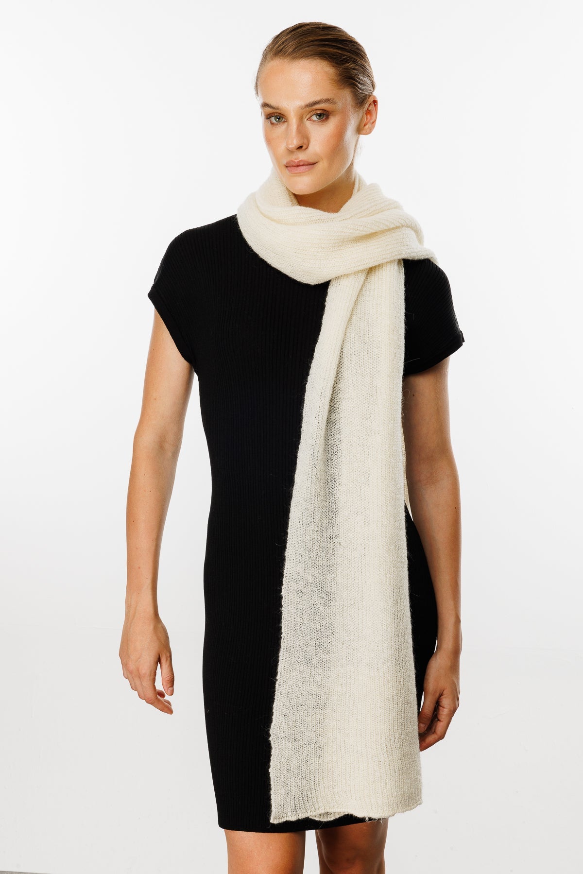 HATTUSA SCARF ECRU-BASIC KNIT