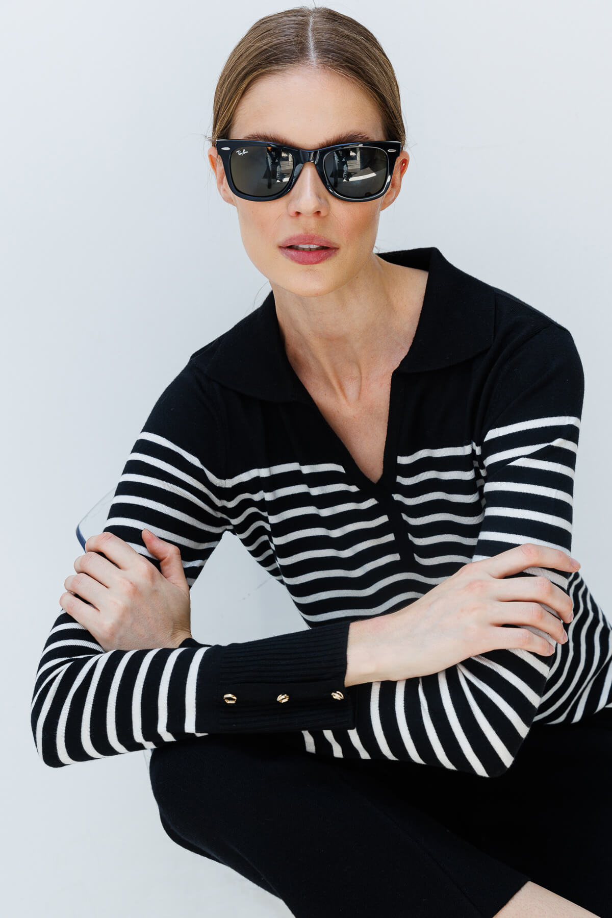 BASIC V-NECK STRIPE BLOUSE BLACK