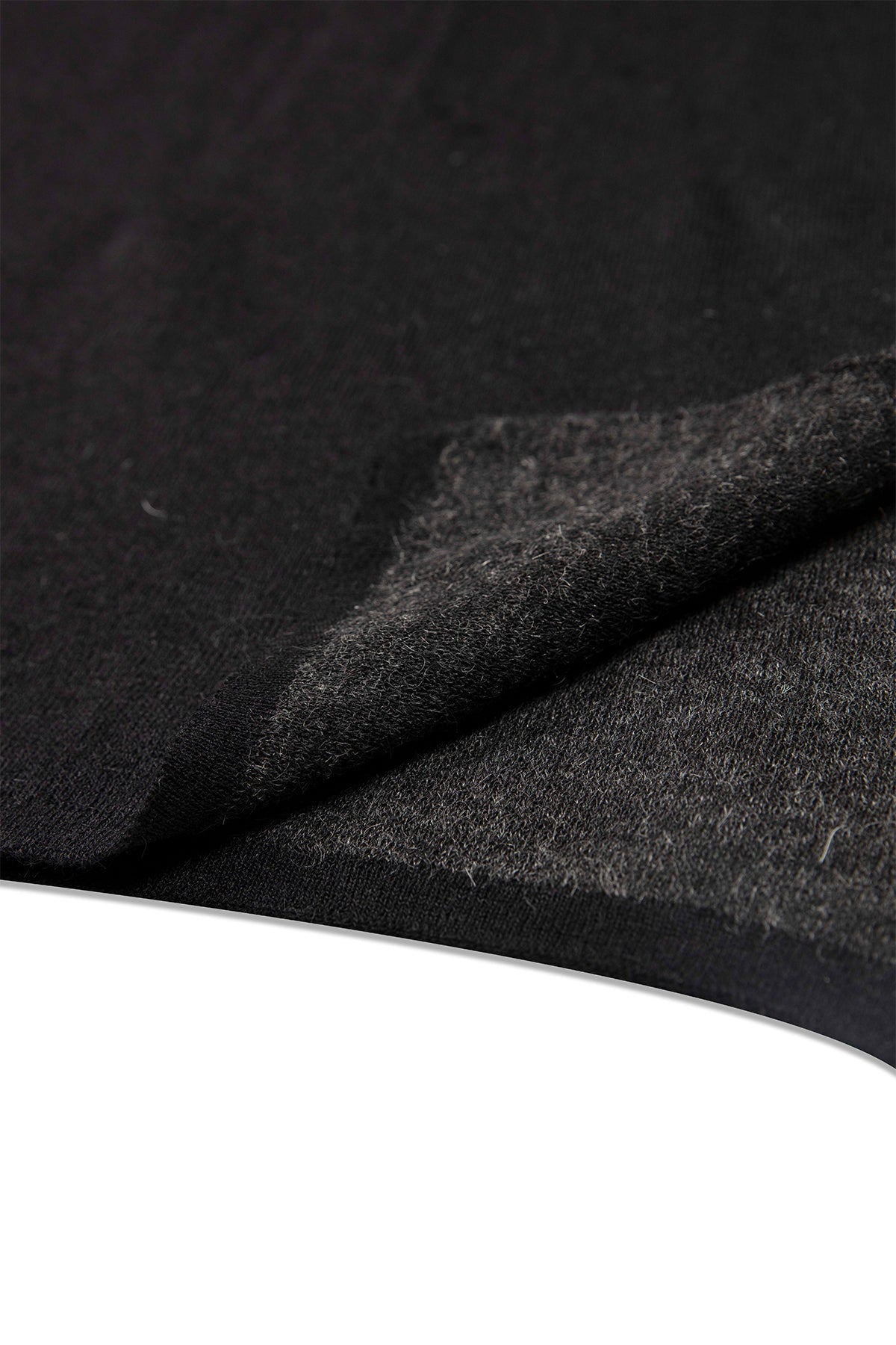 MEN ANGORA SCARF BLACK-GREY