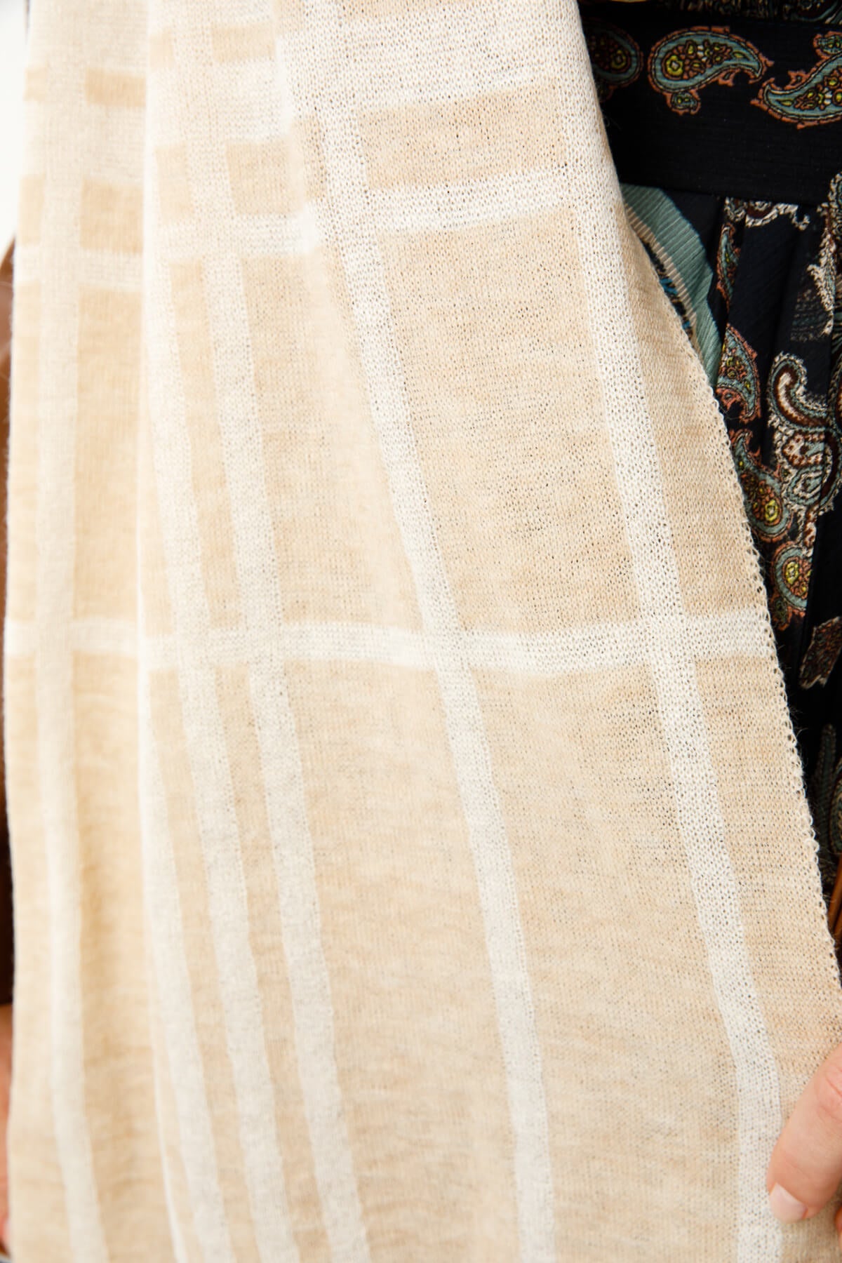 GALATIA SCARF ECRU-TAUPE