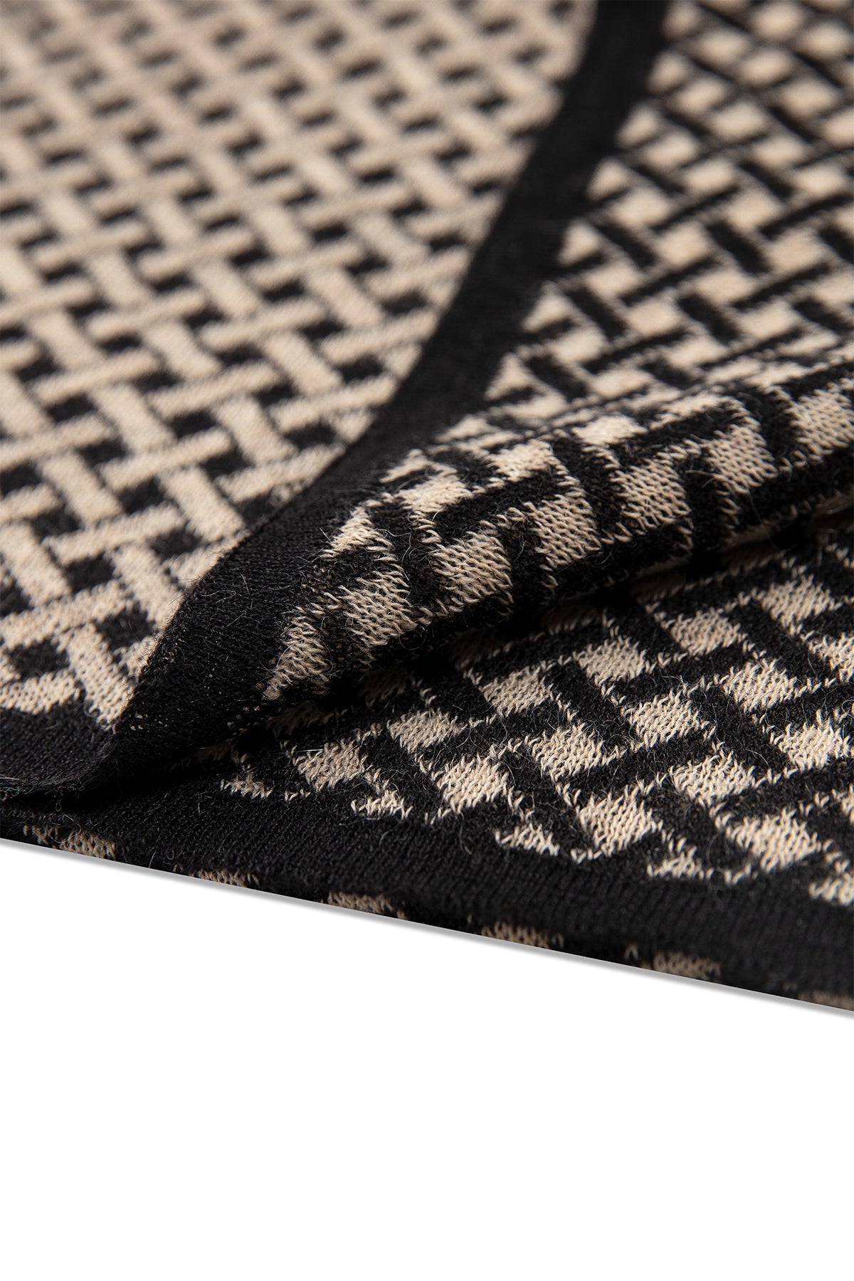HITTITE SCARF BLACK-BEIGE