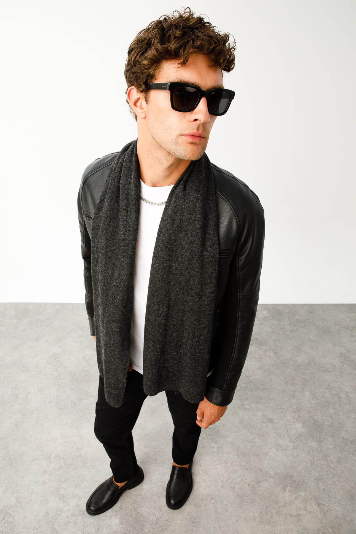 MEN ANGORA SCARF BLACK-GREY