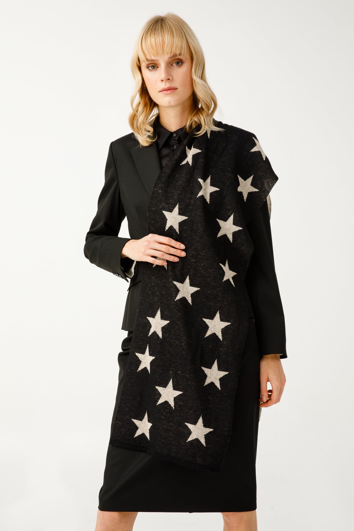 STAR SHAWL BLACK-BEIGE