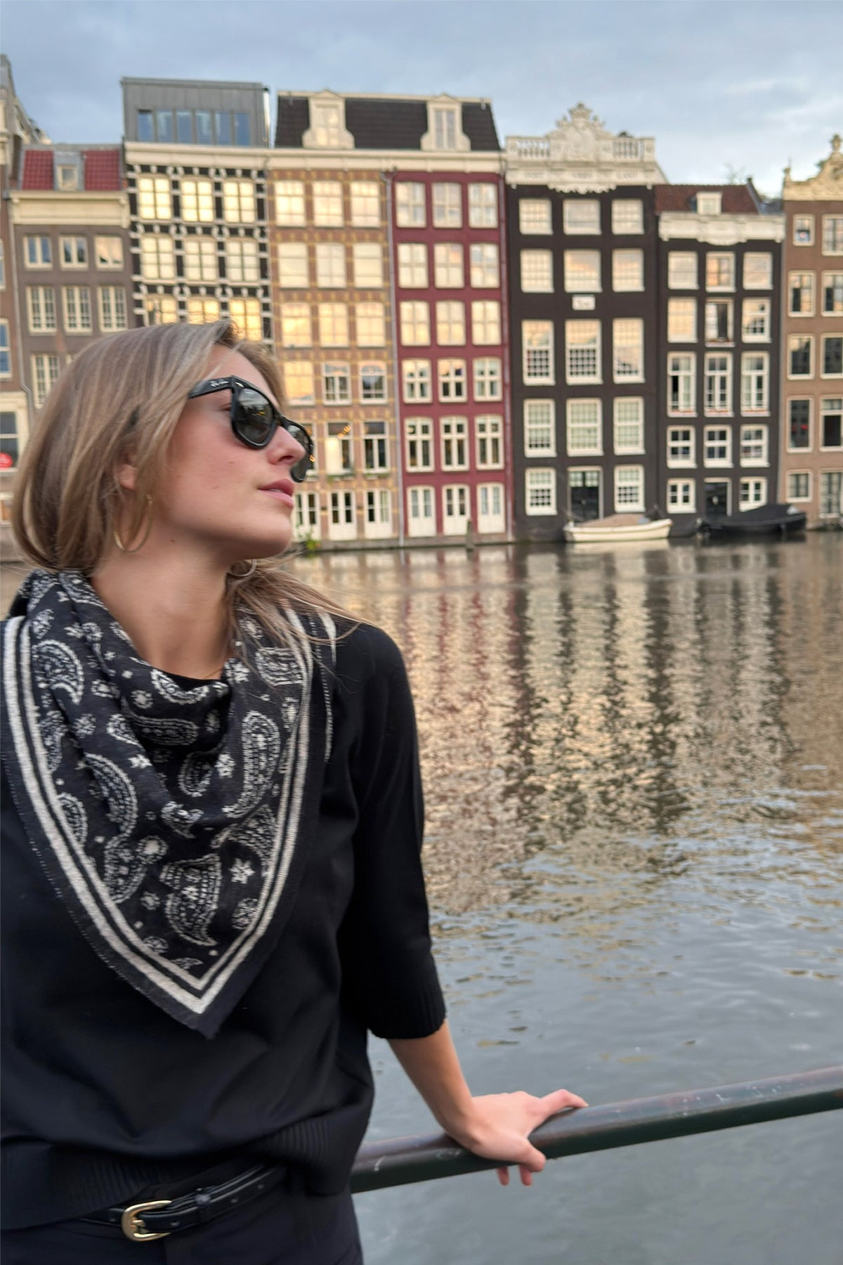 PATARA SQUARE FOULARD BLACK-BEIGE