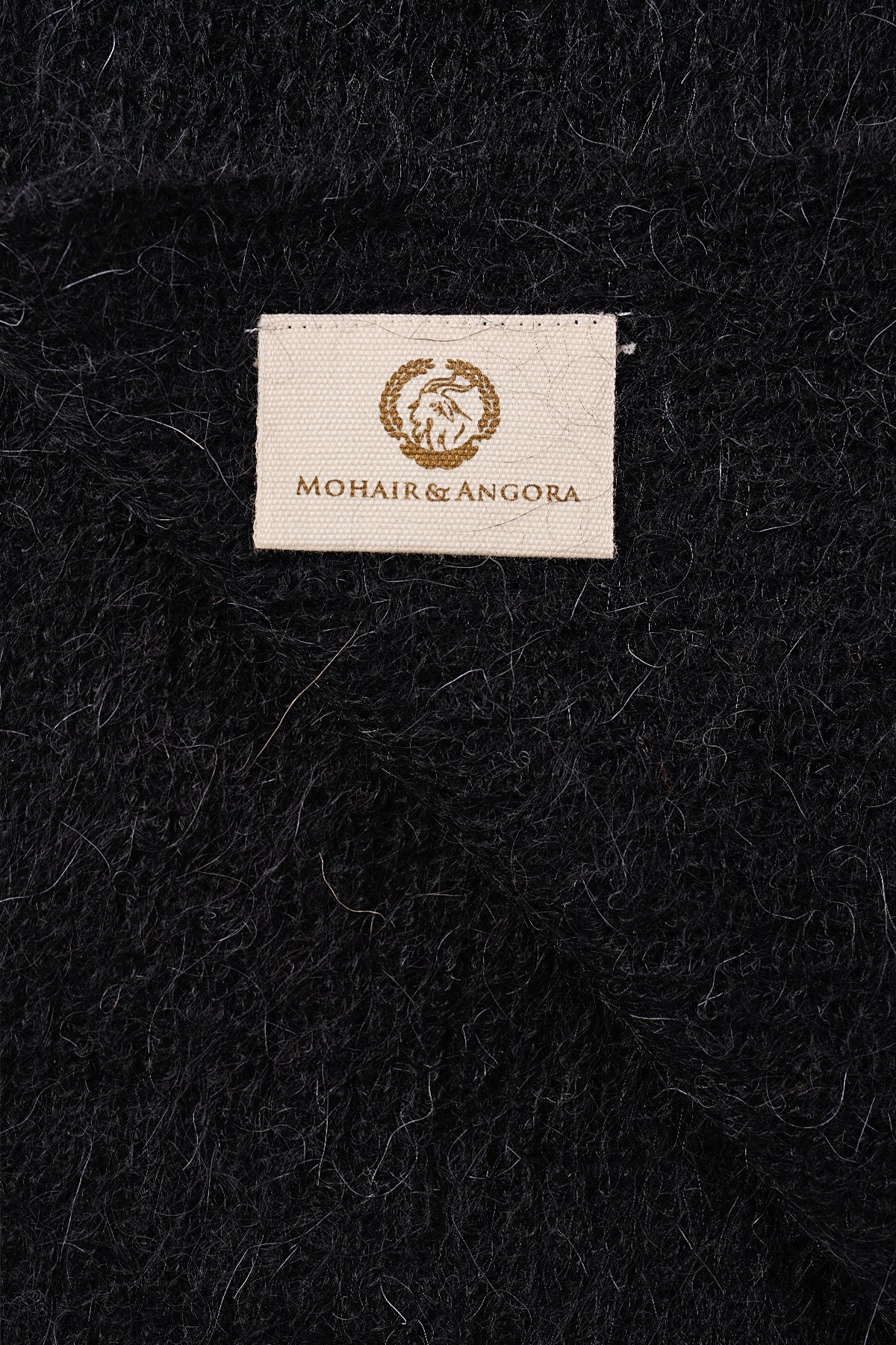 HATTUSA SCARF BLACK-BASIC KNIT