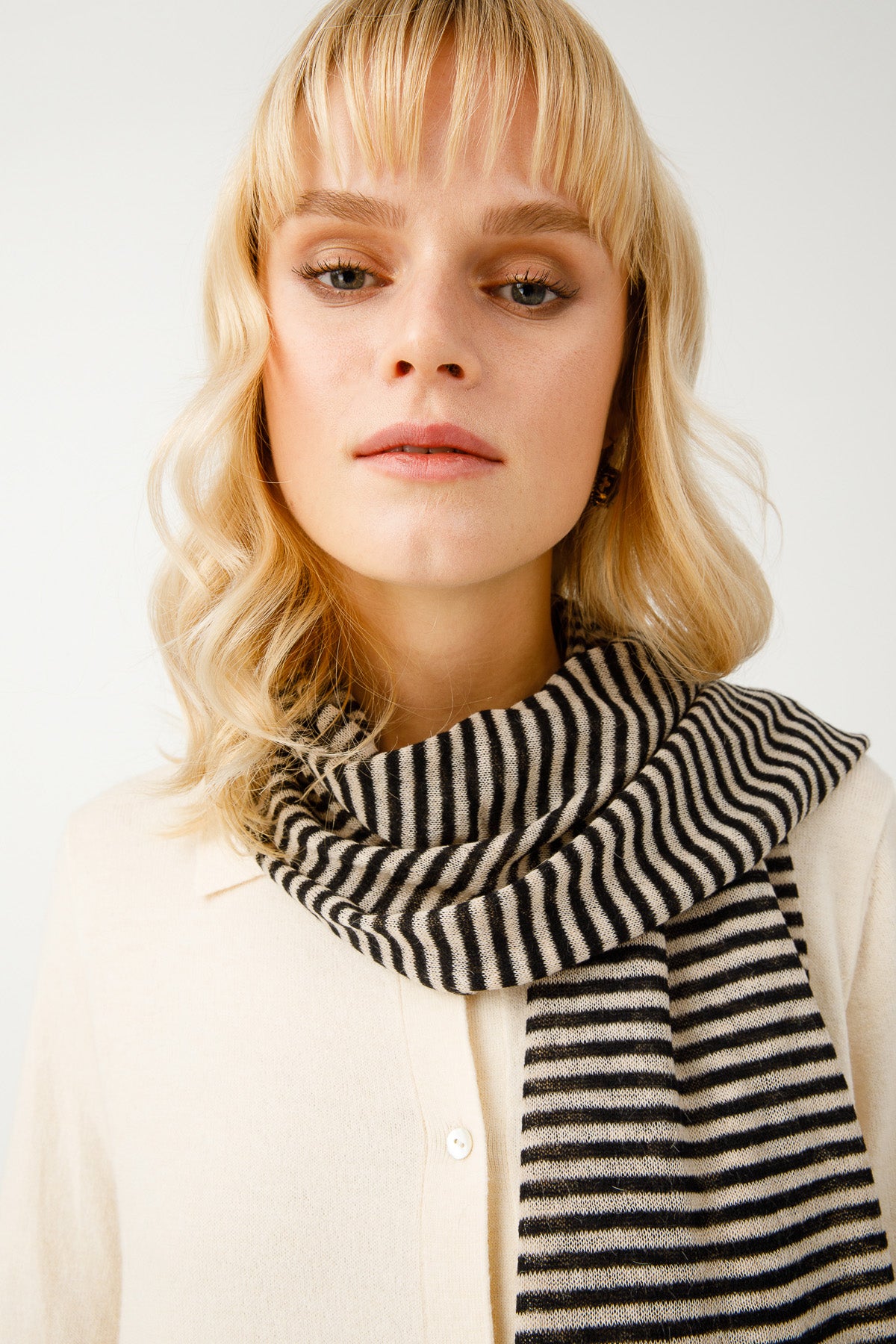 EPHESUS SCARF BLACK-BEIGE