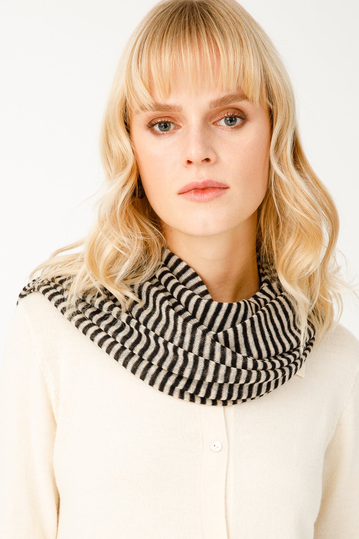 EPHESUS SCARF BLACK-BEIGE