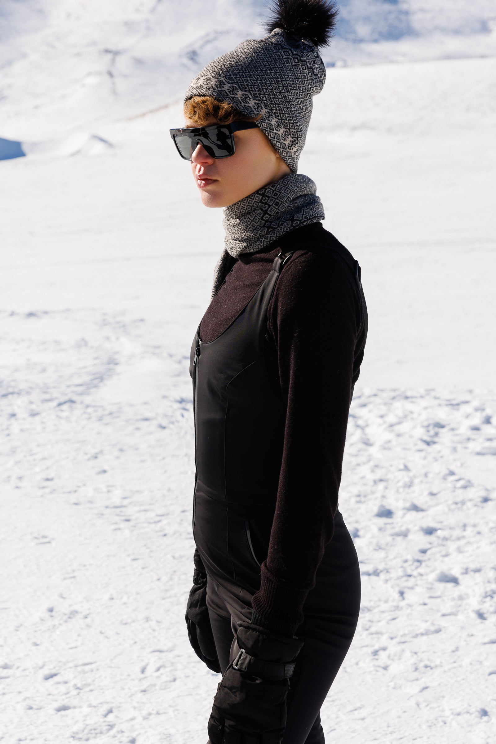 SNOWY HAT BLACK-BEIGE