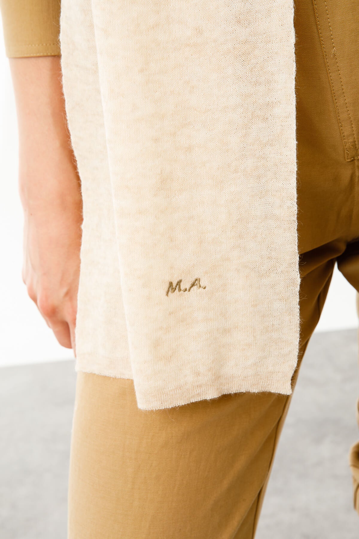 ANGORA SCARF ECRU-TAUPE