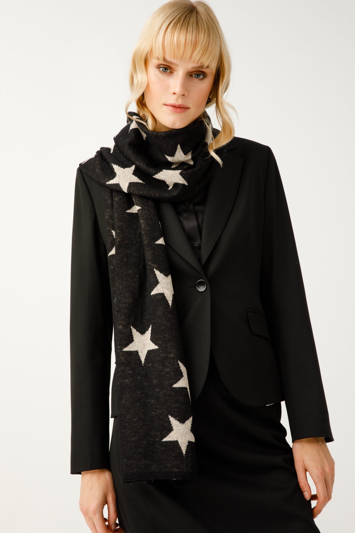 STAR SHAWL BLACK-BEIGE