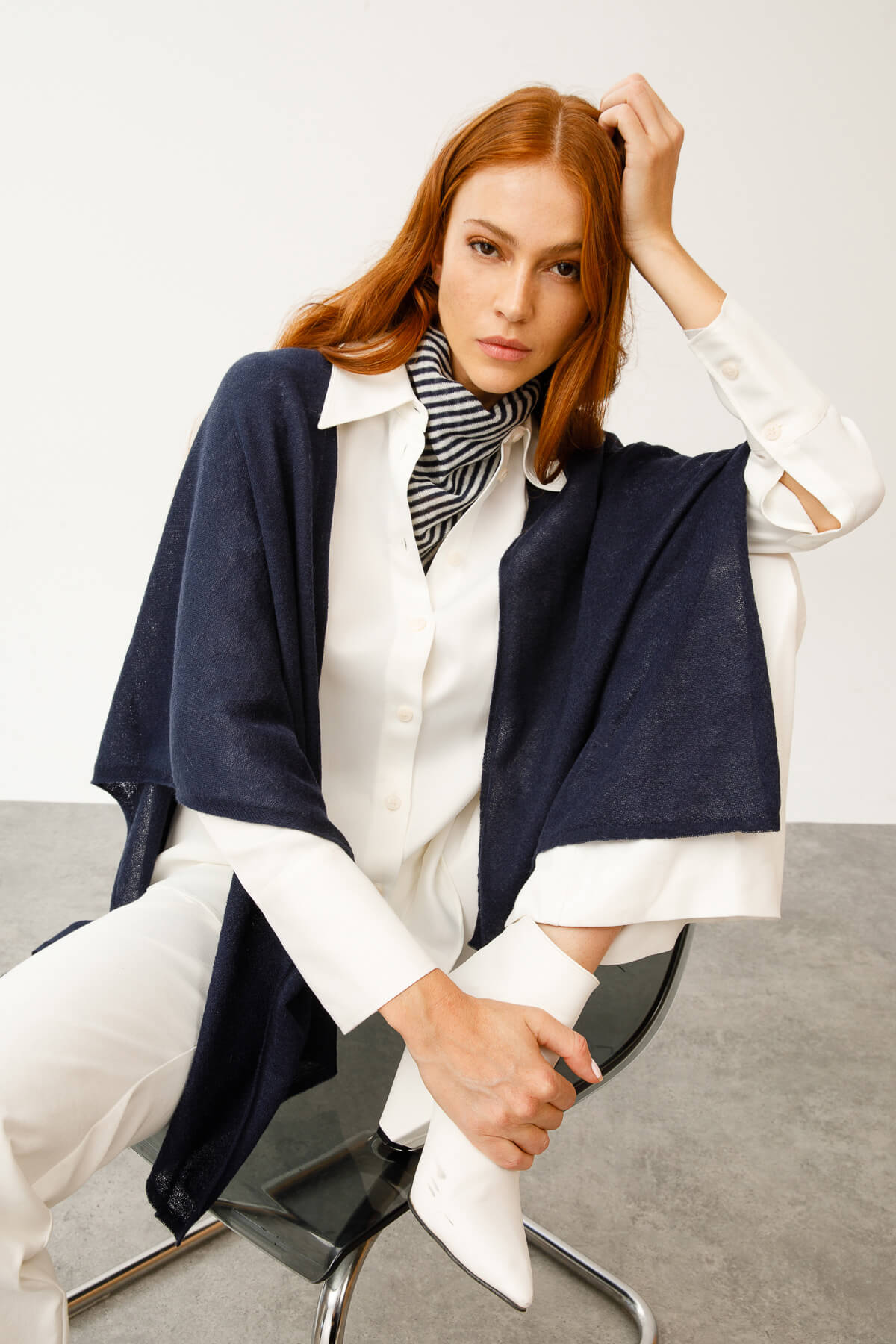 EPHESUS FOULARD NAVY ECRU