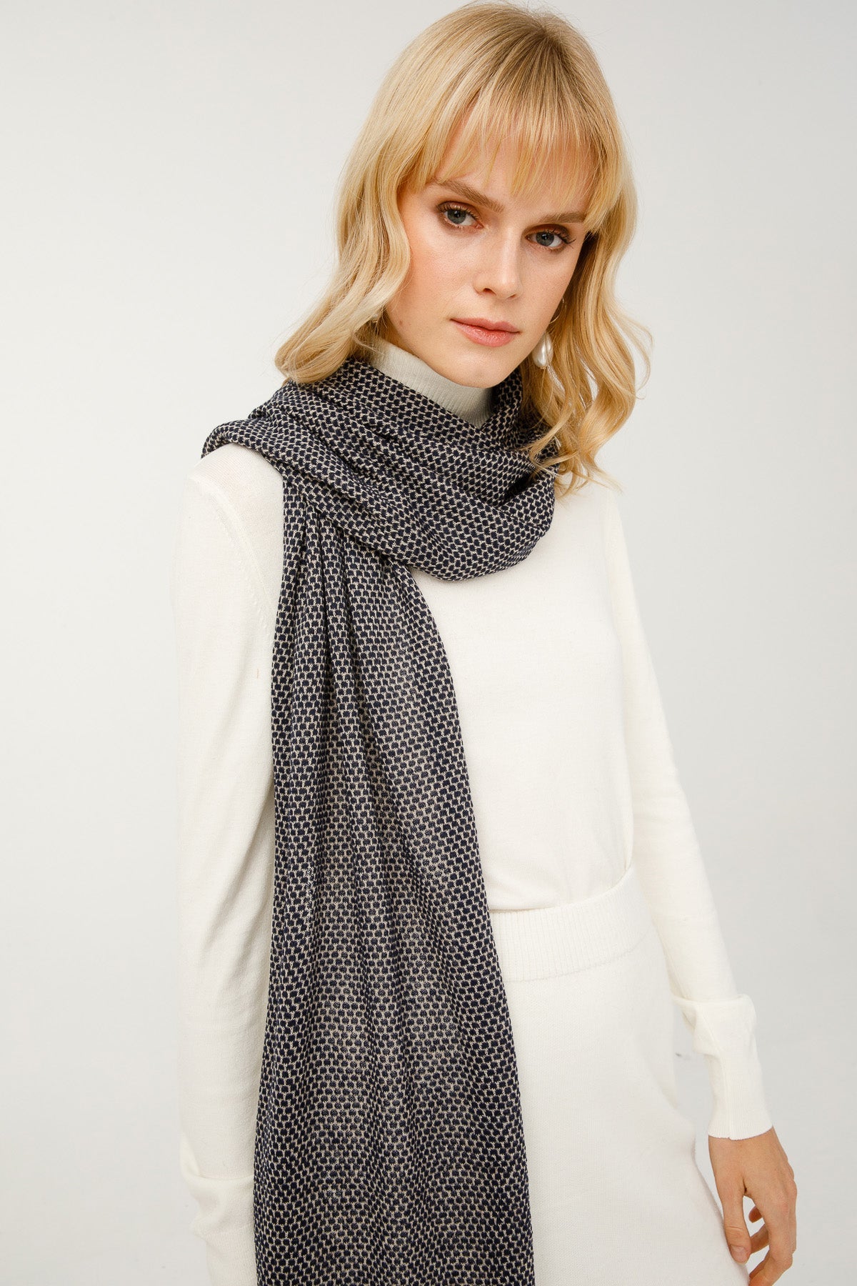 MIDAS SCARF NAVY-BEIGE