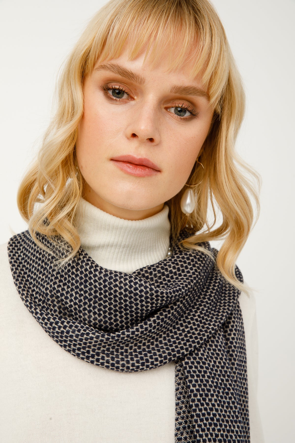 MIDAS SCARF NAVY-BEIGE